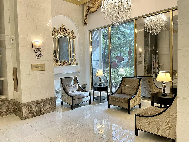 Building's Lounge