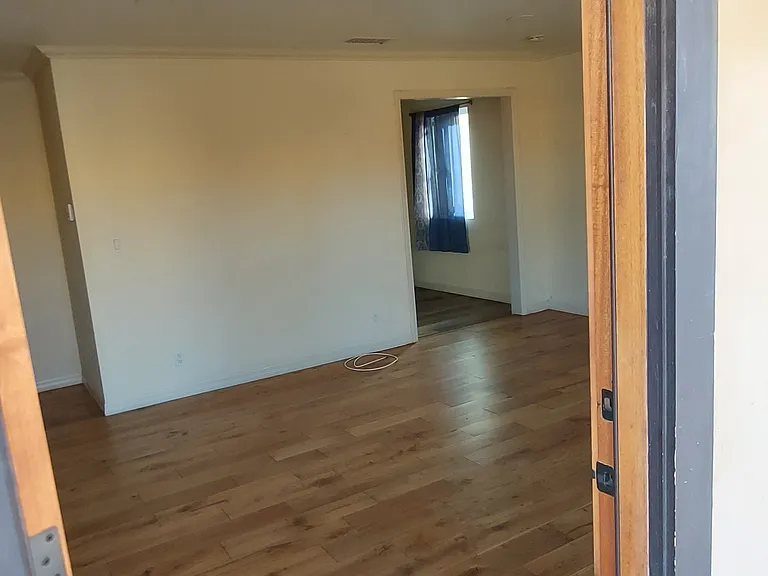 84065 Manila Ave — Photo 8