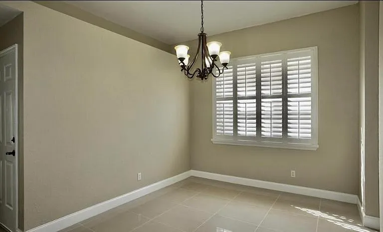 145 Prestige Dr — Photo 5