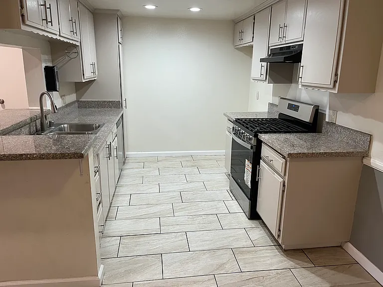 425 Live Oak Ave #229 — Photo 9