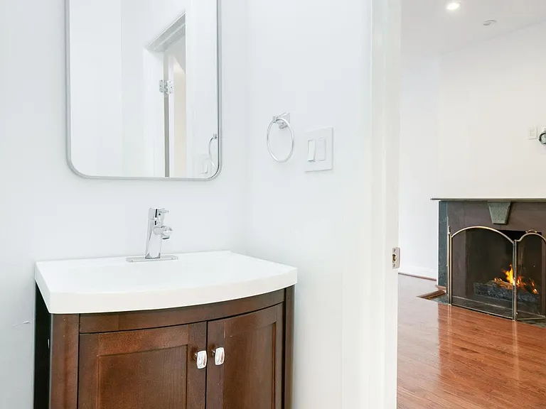 1339 Corcoran St NW — Photo 10