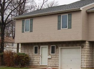 150 Old Post Rd, Edison, NJ 08817