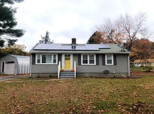 36 N Center St, Bellingham, MA 02019