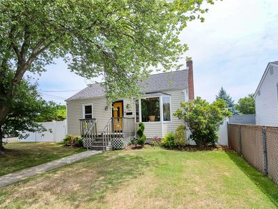 660 Hawkins Boulevard, Copiague, NY, 11726