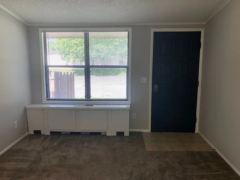 Poplar Ridge Apartments — Photo 41