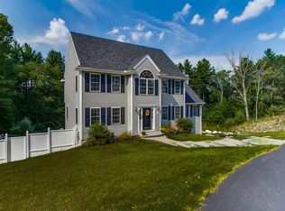 14 Jasmine Rd, Oxford, MA 01540