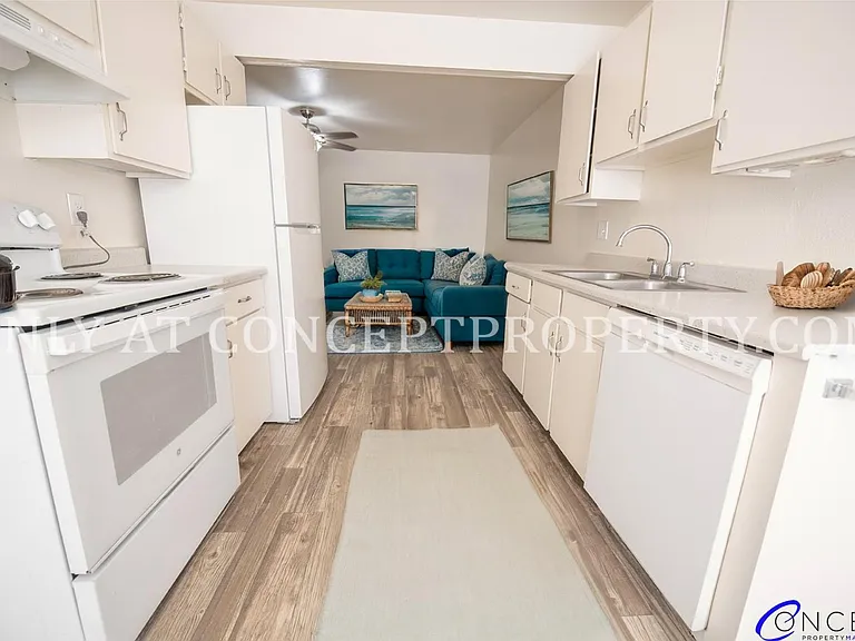 Aspen Pines — Photo 178