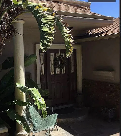 3 bed, 2300 sqft, $6,495 — Photo 3
