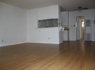 5333 Riverton Ave APT 4, North Hollywood, CA 91601
