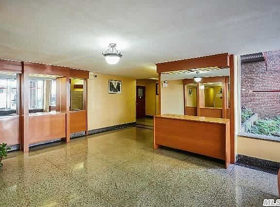 3rd image of 33-04 Junction Blvd APT 3W