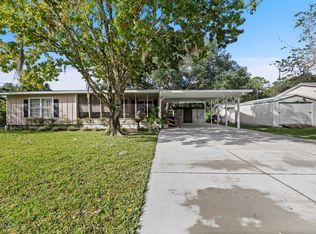 213 Camellia Dr, Satsuma, FL 32189