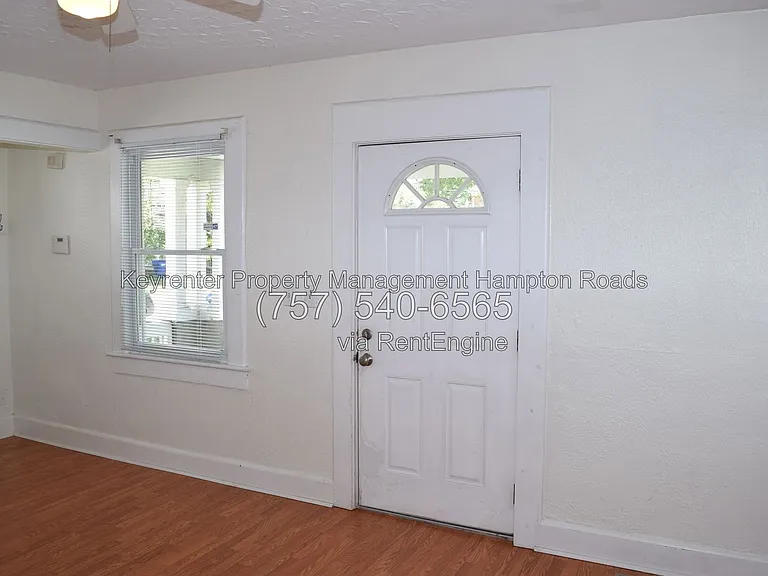 857 W 41st St — Photo 5