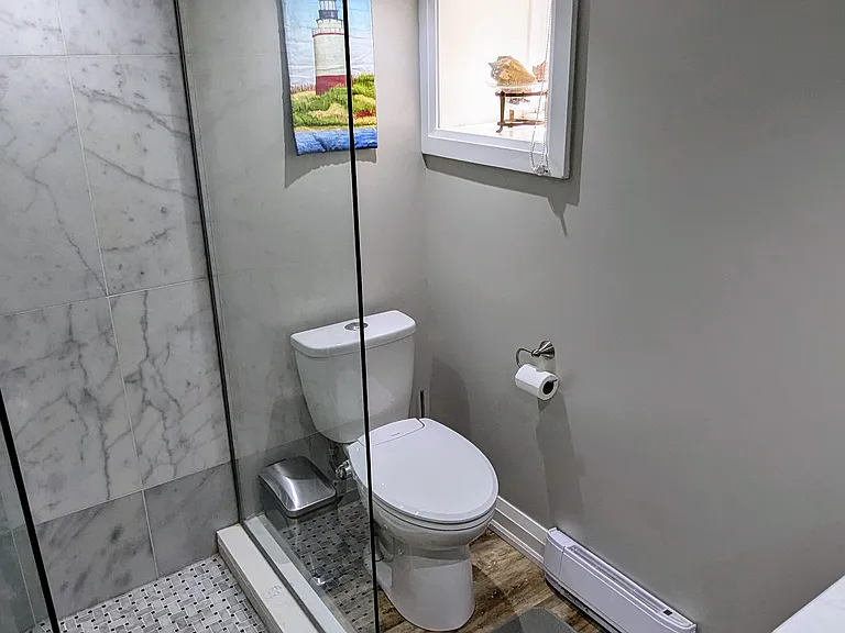 23 Howland Rd — Photo 6