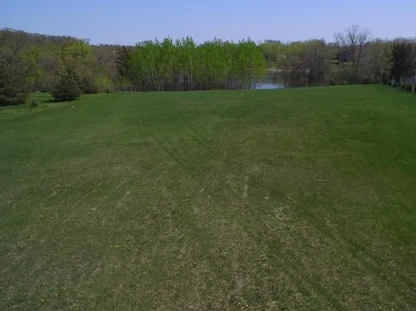 44226 Heinen Ct, Sauk Centre, MN 56378