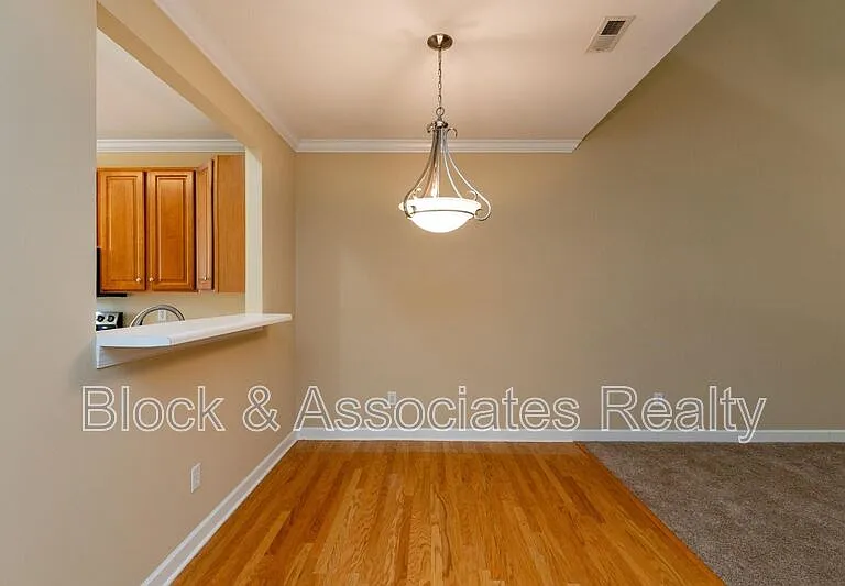 2007 White Pond Ct — Photo 8