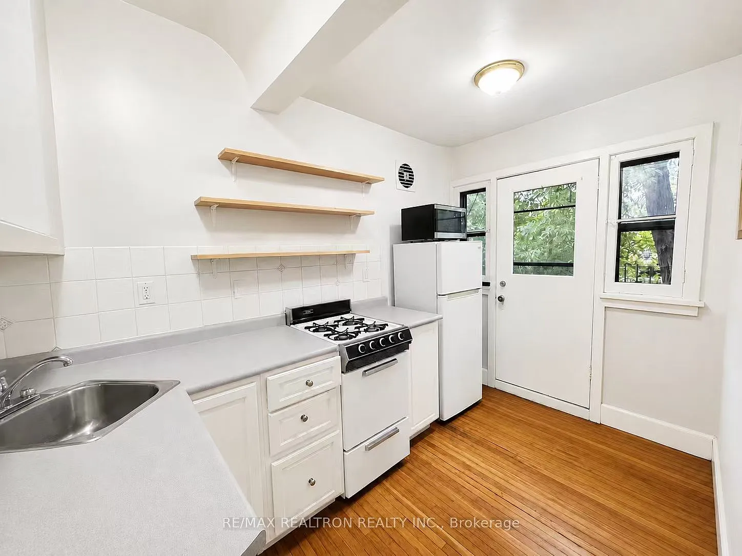 1 bed, $2,250 — Photo 2