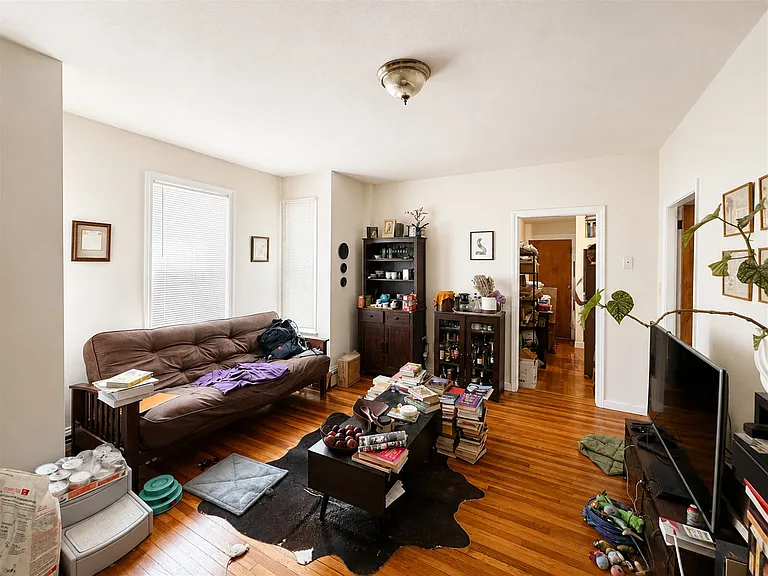 104 Highland Ave — Photo 9