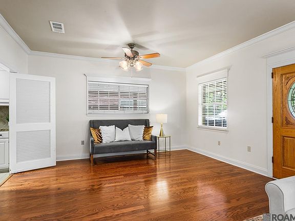3rd image of 4433 Claycut Rd