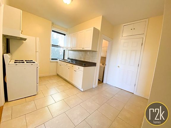 3rd image of 26-46 28th St #1R