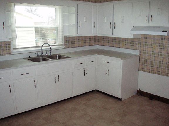 3rd image of 3012 Fernleaf Dr