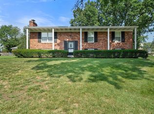 249 Churchill Ln, Ballwin, MO 63011