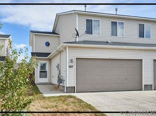 327 Abby Rd, Cheyenne, WY 82007