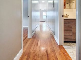 338 Warren St APT 4, Boston, MA 02119