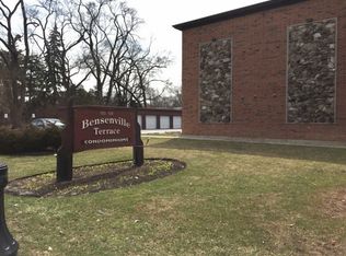 922 W Irving Park Rd APT 104, Bensenville, IL 60106