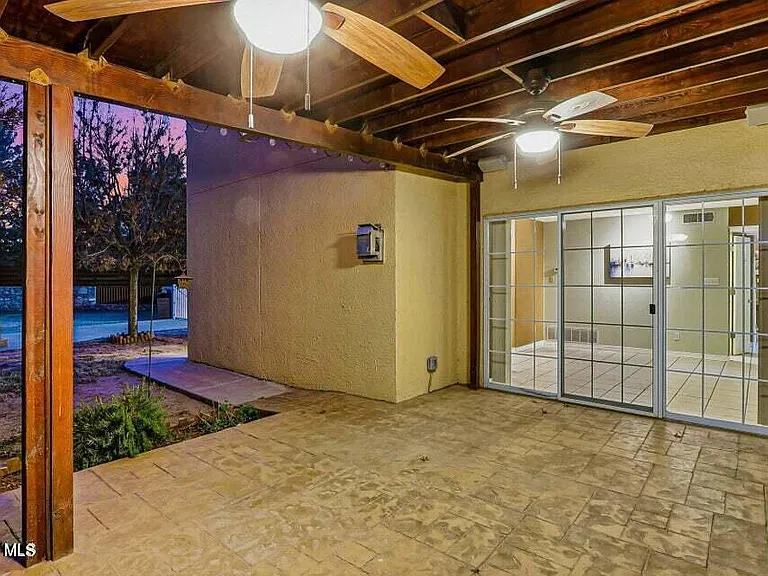 650 Vera Ct — Photo 44