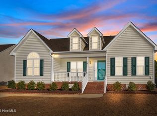 3128 Chesswood Lane, Winterville, NC 28590