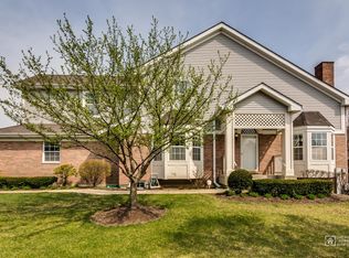 365 Lucille Ln UNIT 365, Schaumburg, IL 60193