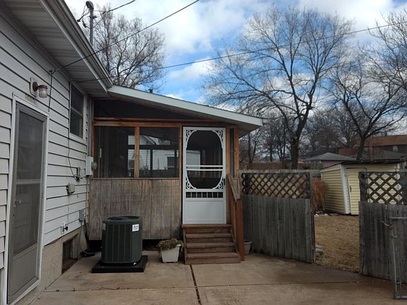 2nd image of 6310 Famous Ave