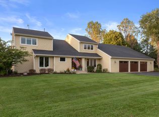 W1318 Cessna St, Lake Geneva, WI 53147