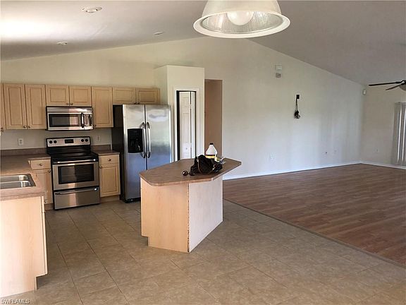 4th image of 1007 Adeline Ave