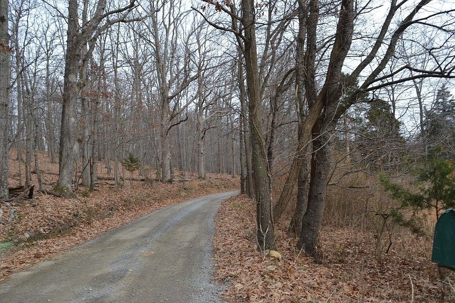 2nd image of 1418 Feltner Rd