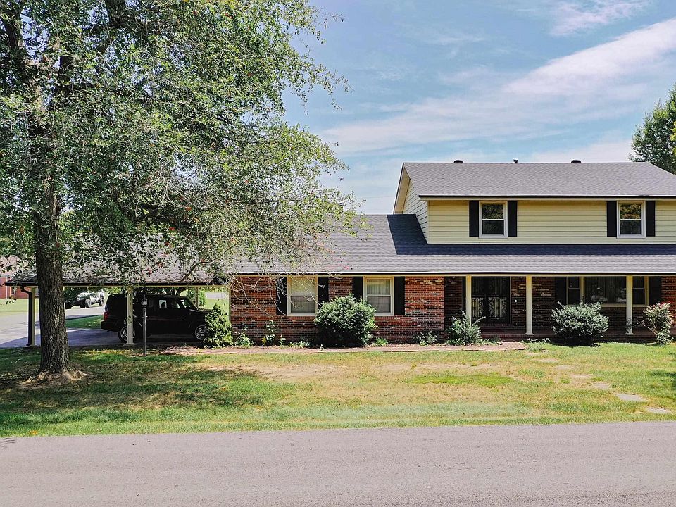 1st image of 111 Manor Dr