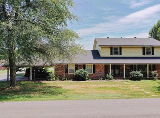 111 Manor Dr, Princeton, KY 42445