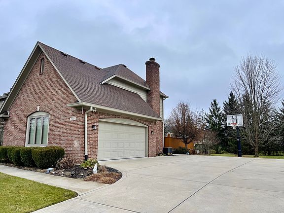 3rd image of 7123 Bluffridge Blvd