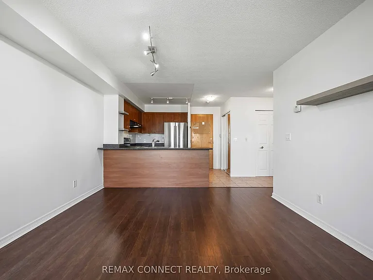 340 Watson St W #420 — Photo 14