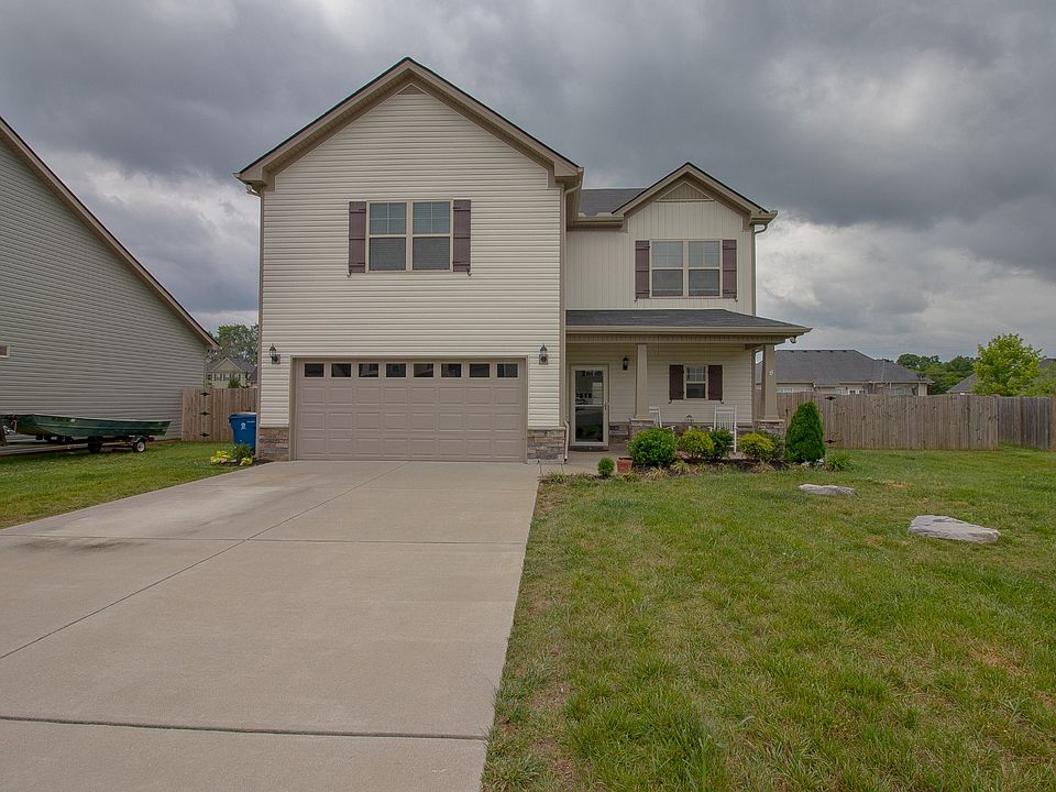 1st image of 1123 Selous Dr