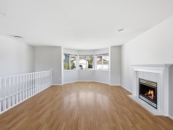 3rd image of 983 Bebek Rd