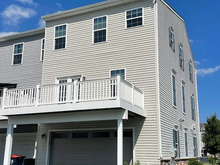 331 S Parkway Dr — Photo 77