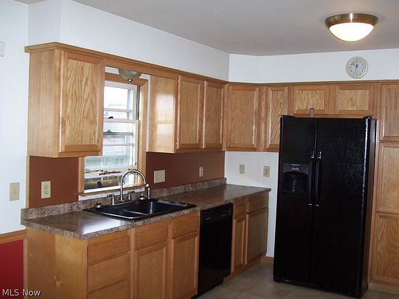 2nd image of 3170 Pleasant Dr