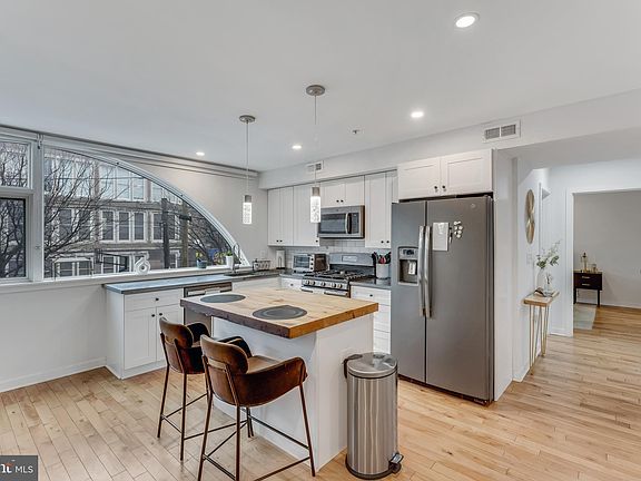 5th image of 1326 N 5th St Unit 10
