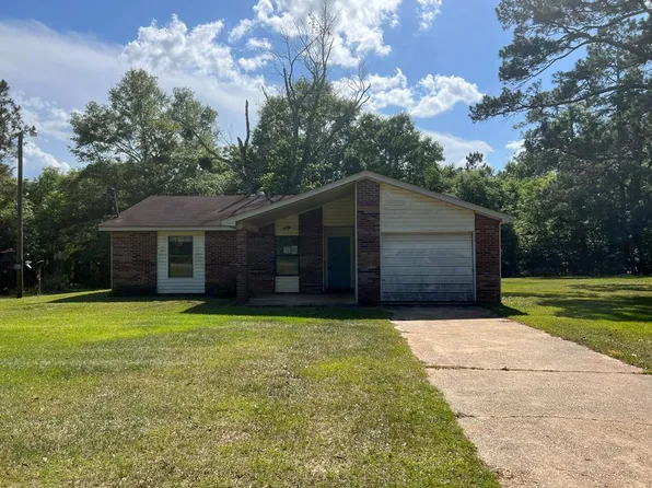 5593 W County Road 36, Ozark, AL 36360