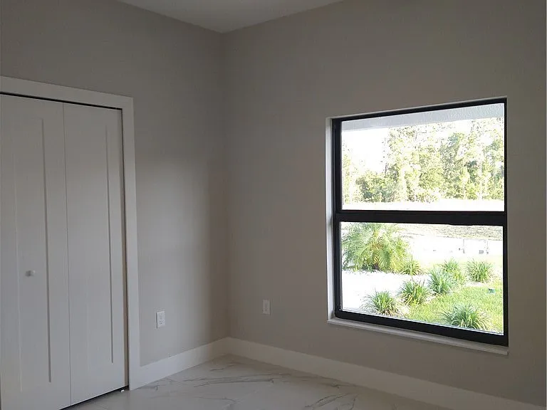 847 Bell Blvd S — Photo 19