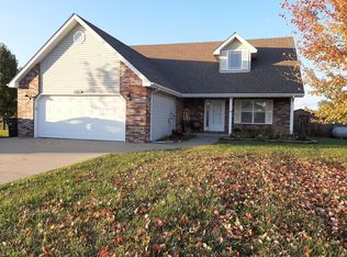 1293 E 478th Rd, Bolivar, MO 65613