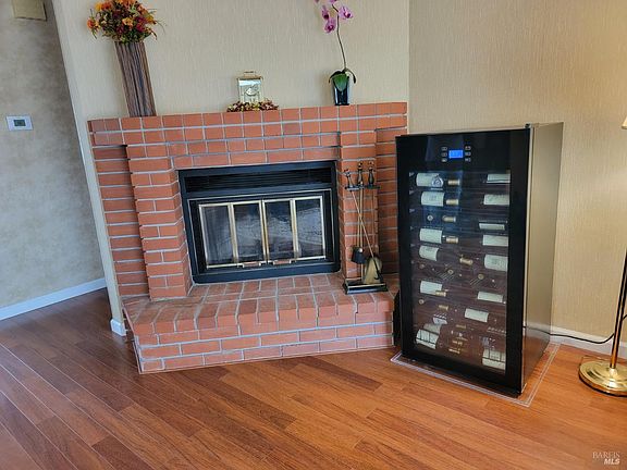 4th image of 337 Clydesdale Drive