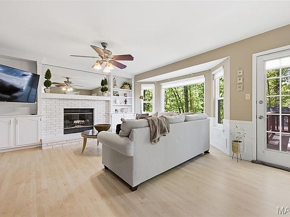 5th image of 1636 Daybreak Point Ct