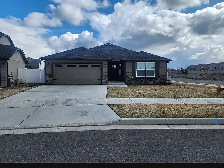 1127 S Soda Rd — Photo 1